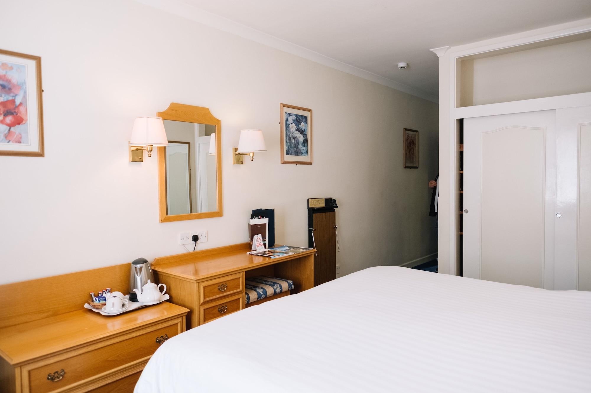Apollo Hotel Saint Helier Jersey Exterior foto